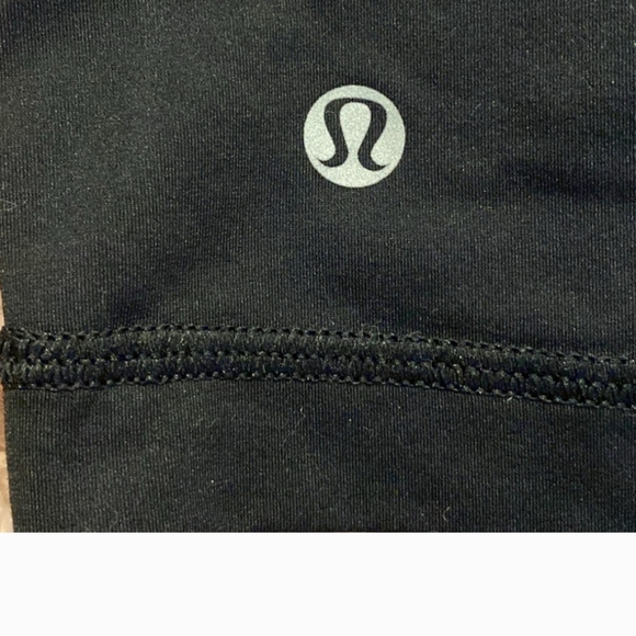 Lululemon Optimal Tank Top Black/ size 8 EUC - Picture 5 of 7